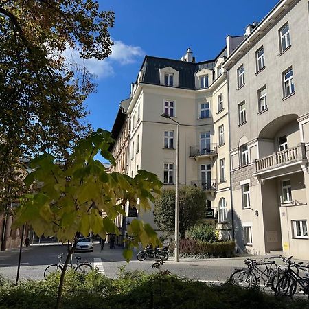 Yourplace Romantic Apartment With Private Patio Krakow Ngoại thất bức ảnh