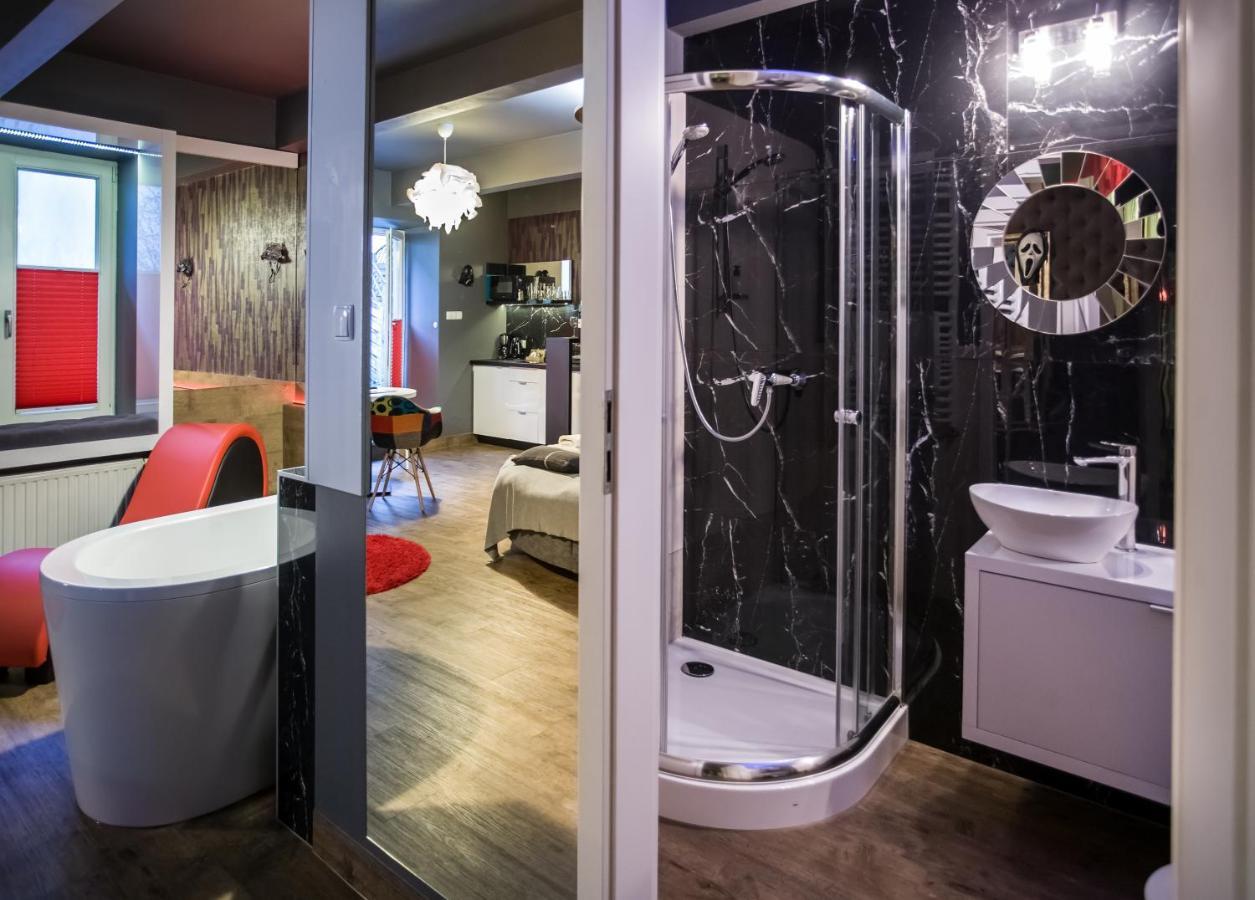 Yourplace Romantic Apartment With Private Patio Krakow Ngoại thất bức ảnh